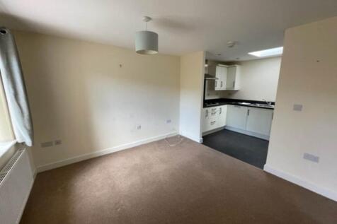 Blackburn Way, West Wick, Weston-super-Mare photo 3