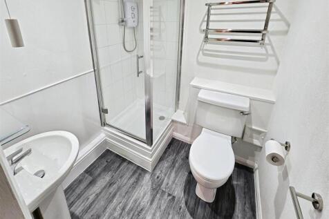 High-Street-Irthlingborough-Prime-Choice-Studio-Fl