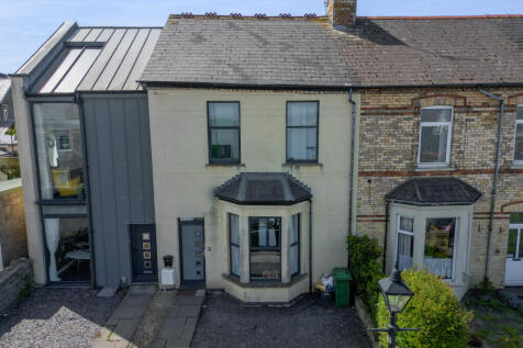 3 bedroom Terraced for sale