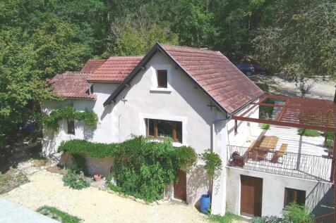 Property Image 1