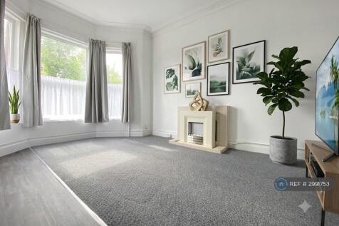 Open Plan Lounge And Kitchen 