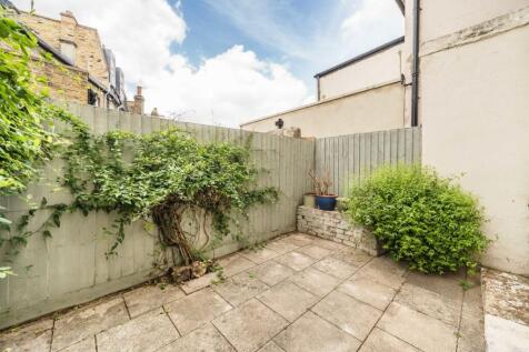Property Image 8