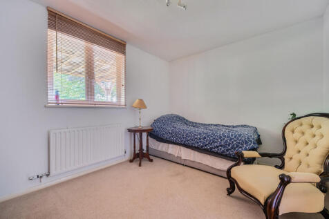 1334791-11-68a361...