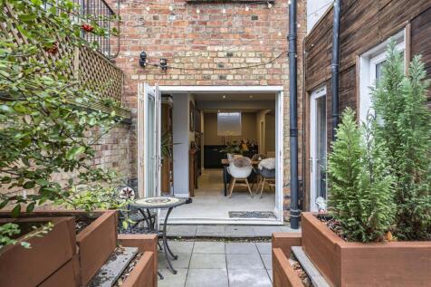 Hazelwood Road, Northampton