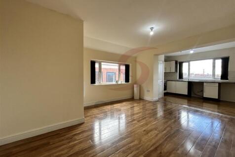 Lounge/Kitchen