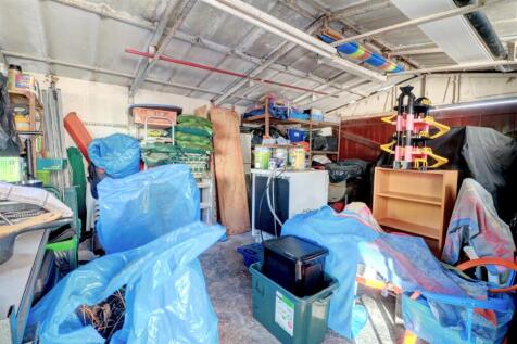 Garage.jpg