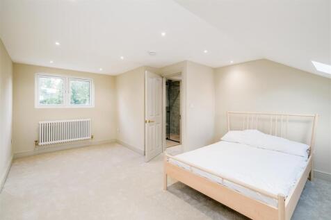 169 Peterborough Road furnished-51.jpg