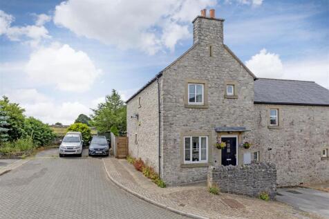 Front External-1.jpg