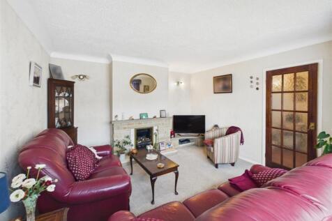 CAM05476G0-PR0294-STILL006.jpg