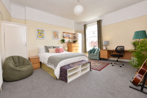 Tyndalls Park Road, Upper Maisonette, Bristol, BS8 1PL photo 4