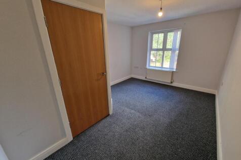 Beach Court, Wolfreton Road, Anlaby, HULL, East Yorkshire, HU10 photo 3