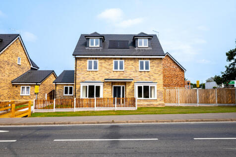 Rayleigh, SS6 - property photo