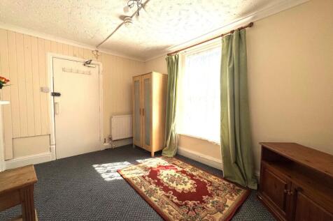 Room 1 (1) 