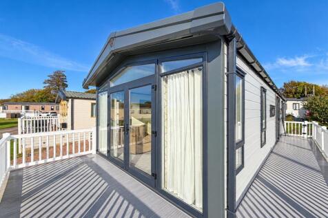 98B Seaview Avenue Seaton Estate Hidden En Suite-1
