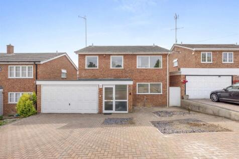 5 Southfield Drive, HP15 6NP (LOW RES)-15.jpg