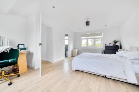 1365306-8-68ecf3a...