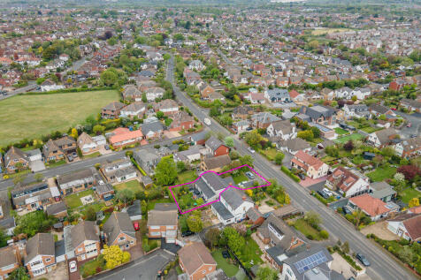 Distant rear aerial