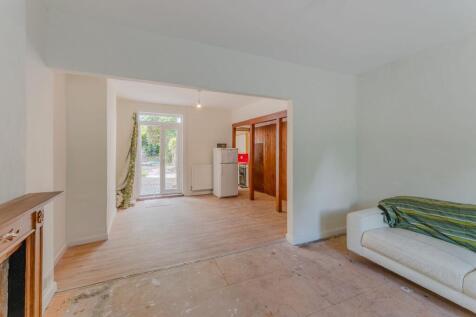 Open Plan Living Room &amp; Dining Room