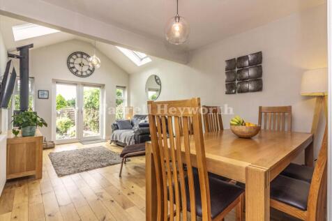 Family Room e