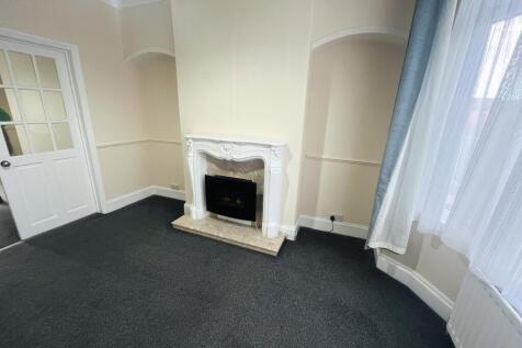 Hanson Street, Redcar, Redcar And Cleveland photo 4