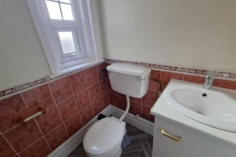 Separete WC.jpg