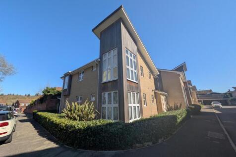 Eastleigh, SO50 - property photo