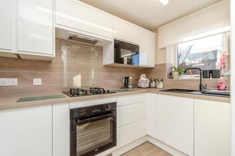 Tipton, DY4 - property photo