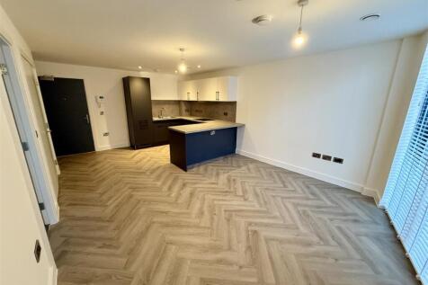 Lounge/Kitchen