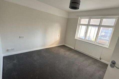 Bartram Road, Totton, Southampton, Hampshire, SO40 9JH photo 4