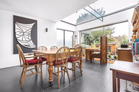 Lower Ground Floor Kitchen/Dining Room