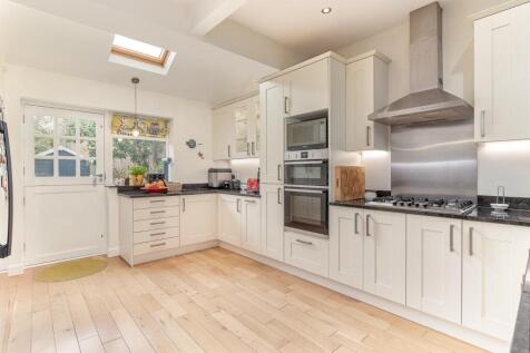 Kitchen - A.jpg