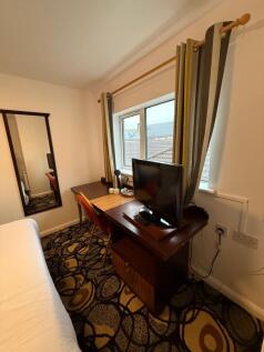 Room 204, SimplyStay Lincoln Road, Skegness, Lincolnshire, PE25 2EA photo 5