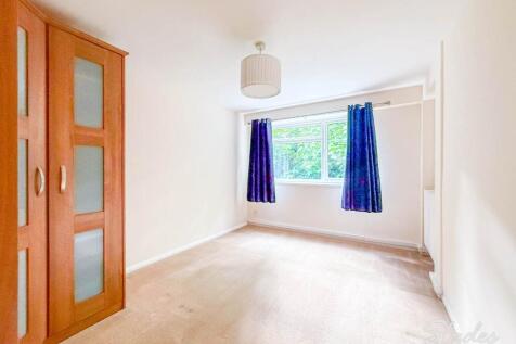 BEDROOM 2 (2)