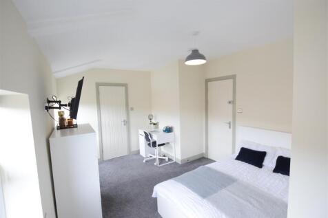 27/28 - Newland Street West - Student House photo 3
