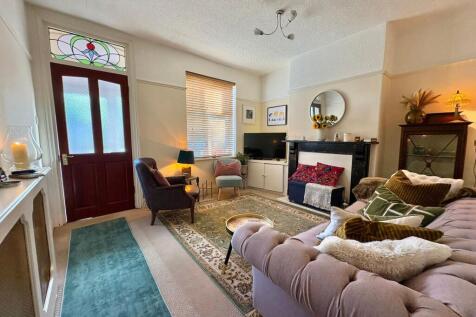 Old Heyes Road, Timperley, WA15 photo 3