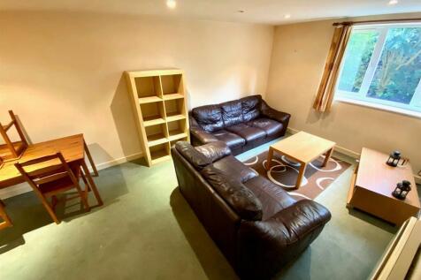 lounge dining room.jpg