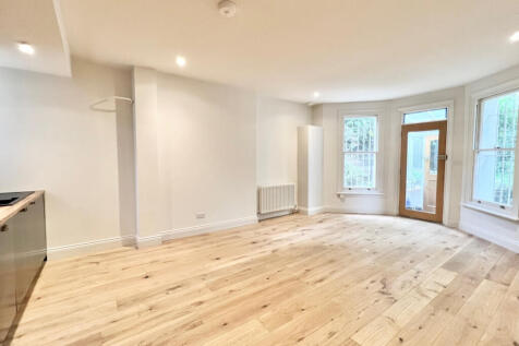 1 Bedroom Flat for Rent