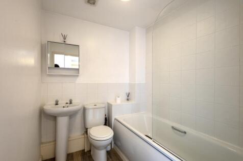Laburnum Road, Wallasey, Merseyside, CH45 photo 4