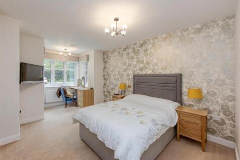 5 Clock Gardens, Stockwell Road, Tettenhall, Wolverhampton, WV6 9PS photo 4