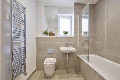 Bathroom..jpg