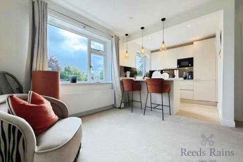 Holly Road North, Wilmslow, Cheshire, SK9 photo 4
