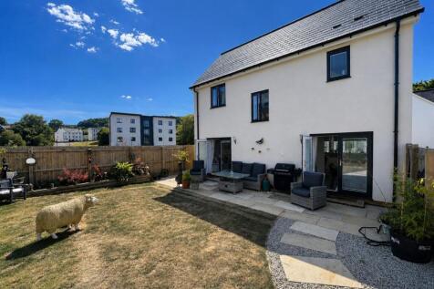 81 Lister Road - rear.jpeg