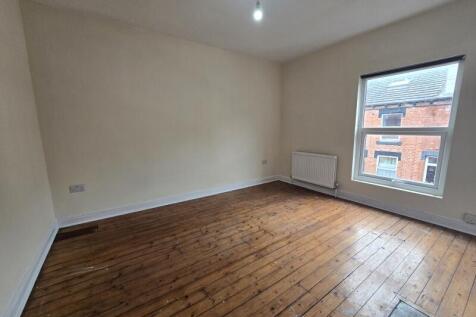 Welton Place, Hyde Park, Leeds photo 3