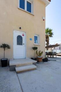 3 Bedroom Semi-Detac