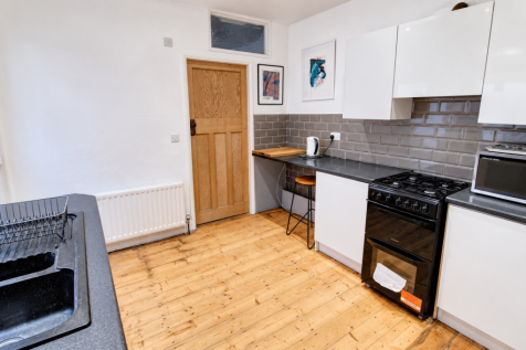 Valley View, Jesmond, Newcastle Upon Tyne, Tyne and Wear, NE2 2JS photo 4
