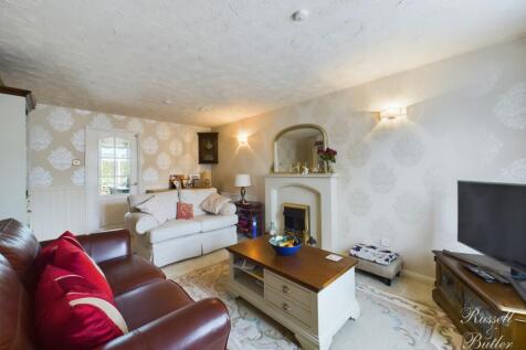 CAM02127G0-PR0027-STILL003