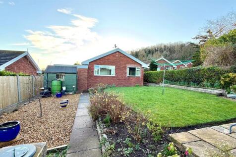 penrhyn close 2 rear.jpg