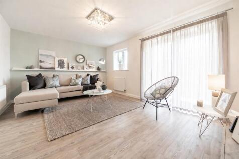 Oval Crescent, Ellesmere Port, CH65 photo 4