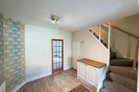 Fitzwilliam Street, Barnsley, S74 0NJ photo 5