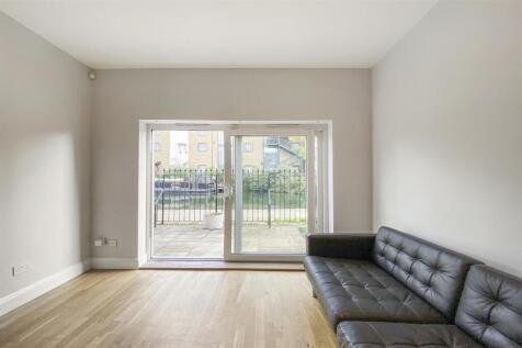 3 Royal Victor Place, Old Ford Road - 3pRJbmg4Lesn